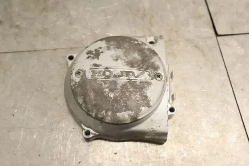 1980 HONDA CB125S STATOR MAGNETO ALTERNATOR GENERATOR COVER 11341-324-000