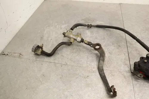 2004 YAMAHA YFZ450 OEM REAR BACK BRAKE CALIPER 5TG-2580W-00-00