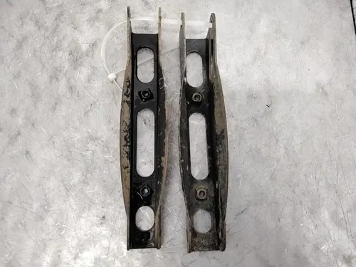 2001 HONDA FOREMAN RUBICON 500 TRX500FA 4X4 OEM FRONT FOOT REST PEG BRACKET PAIR