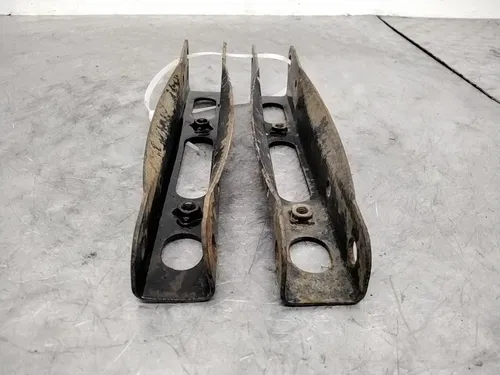 2001 HONDA FOREMAN RUBICON 500 TRX500FA 4X4 OEM FRONT FOOT REST PEG BRACKET PAIR