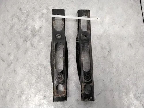 2001 HONDA FOREMAN RUBICON 500 TRX500FA 4X4 OEM FRONT FOOT REST PEG BRACKET PAIR