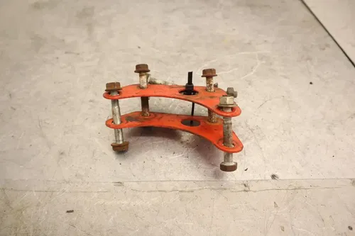 1985 HONDA XL80S OEM ENGINE MOTOR MOUNT STAY BRACKETS