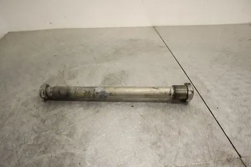 07-19 YAMAHA YZF R6 OEM REAR BACK SWINGARM BOLT SUSPENSION PIVOT AXLE