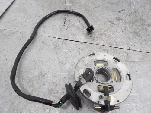 2003 99-05 YAMAHA YZ250 2T OEM STATOR MAGNETO GENERATOR ALTERNATOR 5CU-85560-10