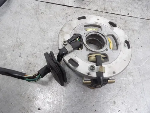 2003 99-05 YAMAHA YZ250 2T OEM STATOR MAGNETO GENERATOR ALTERNATOR 5CU-85560-10
