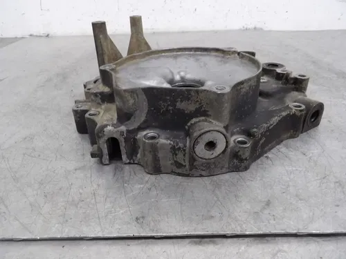 2002 HONDA RECON 250 OEM ENGINE MOTOR BACK STATOR GENERATOR CASE COVER