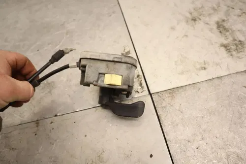 2001 POLARIS MAGNUM 325 4X4 OEM THUMB THROTTLE SWITCH W CABLE