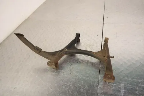 1984-1985 HONDA VT700 VT700C SHADOW CENTER STAND 50500-ME9-000 FREE SHIPPING