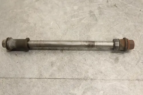 1982 HONDA NIGHTHAWK 450 CB450SC OEM REAR AXLE BACK WHEEL RIM PIVOT BOLT AXEL