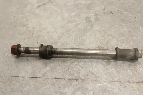 1982 HONDA NIGHTHAWK 450 CB450SC OEM REAR AXLE BACK WHEEL RIM PIVOT BOLT AXEL