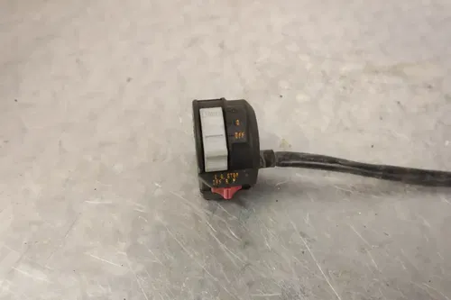 1990-2001 YAMAHA YFS200 BLASTER LEFT HANDLEBAR SWITCH 2XJ-83975-09-00 FREE SHIP