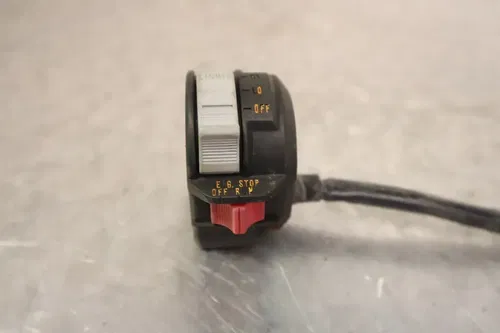 1990-2001 YAMAHA YFS200 BLASTER LEFT HANDLEBAR SWITCH 2XJ-83975-09-00 FREE SHIP