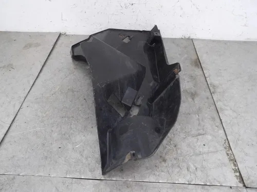 2004 Honda Foreman Rubicon 500 Right Front Inner Fender Cab Plastic
