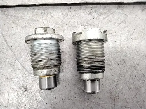 1982 HONDA GOLDWING 1100 GL1100I INTERSTATE OEM REAR BACK SWINGARM BOLT PAIR