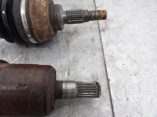 2001 Honda Rubicon TRX500 OEM Left & Right Front Axle 42350-HN2-003