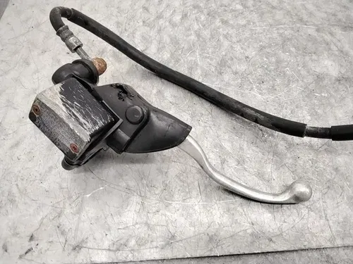 2005 KAWASAKI KFX700 OEM RIGHT FRONT BRAKE CALIPER W MASTER