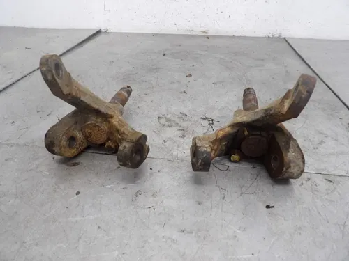 03 Honda Trx250TM Oem LEFT Right Knuckle 51210-HM8-000