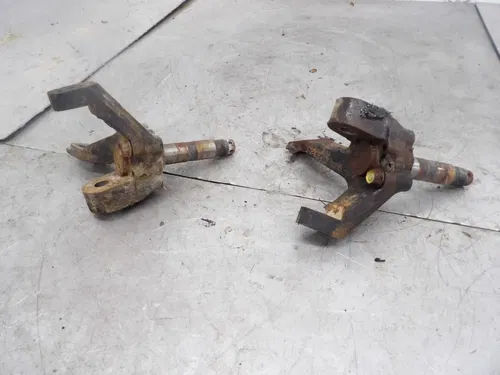 03 Honda Trx250TM Oem LEFT Right Knuckle 51210-HM8-000