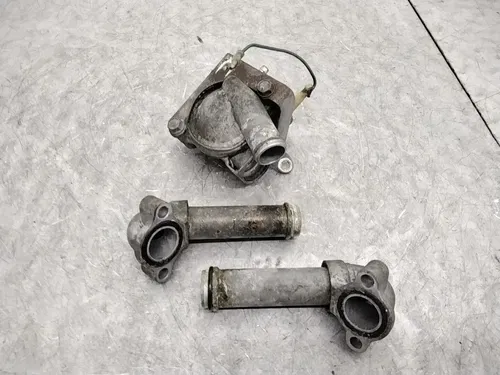 1979 HONDA CX500 OEM THERMOSTAT W HOUSING ASSEMBLY