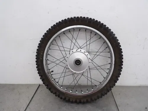02-08 Yamaha TTR 125 Wheel Tire 70/100-17 Front