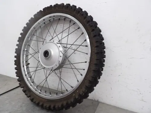 02-08 Yamaha TTR 125 Wheel Tire 70/100-17 Front