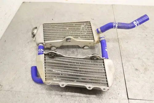 2004 YAMAHA YZ250F OEM ENGINE MOTOR COOLING LEFT RIGHT COOLER RADIATOR 5NL-12461