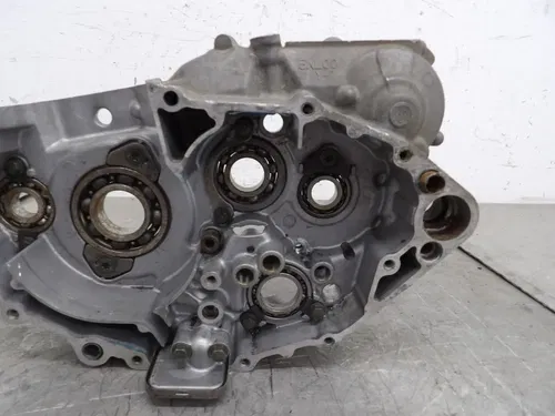 YAMAHA 2001 WR250F YZ250F LEFT RIGHT ENGINE MOTOR CRANKCASE CRANK CASES BLOCK