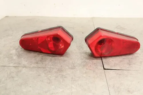 2014 POLARIS SPORTSMAN 400 HO OEM LEFT RIGHT REAR TAIL TAILLIGHTS BACK BRAKE