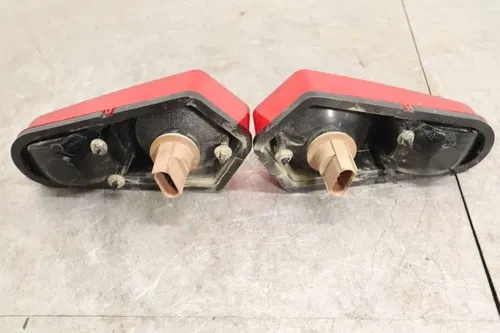 2014 POLARIS SPORTSMAN 400 HO OEM LEFT RIGHT REAR TAIL TAILLIGHTS BACK BRAKE