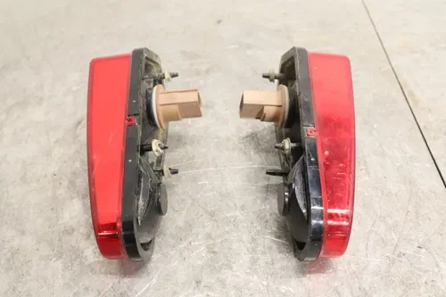 2014 POLARIS SPORTSMAN 400 HO OEM LEFT RIGHT REAR TAIL TAILLIGHTS BACK BRAKE