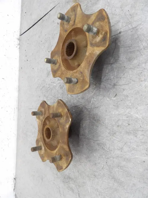 2002 HONDA RECON 250 OEM REAR BACK WHEEL RIGHT LEFT HUBS HUB SET