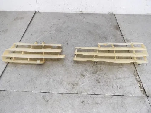 2007 KAWASAKI KX450F OEM RADIATOR GUARD SHIELD LOUVER VENT
