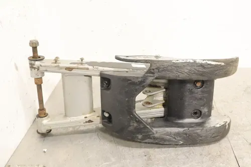 2005 POLARIS PREDATOR 500 OEM REAR SWINGARM BACK SUSPENSION SWING ARM
