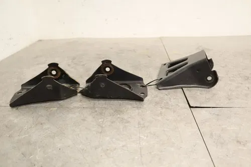 2014 POLARIS SPORTSMAN 400 HO MOTOR TRANSMISSION MOUNT STAY BRACKET 5254309-329