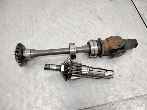 2000 ARCTIC CAT 300 4X4 OEM OUTPUT DRIVE SHAFT BEVEL GEARS