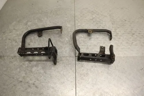 04-09 SUZUKI QUADSPORT Z250 OEM LEFT RIGHT FOOT RESTS PEGS STEPS 43510-21G00