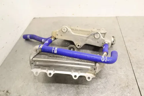 2004 YAMAHA YZ250F OEM ENGINE MOTOR COOLING LEFT RIGHT COOLER RADIATOR 5NL-12461