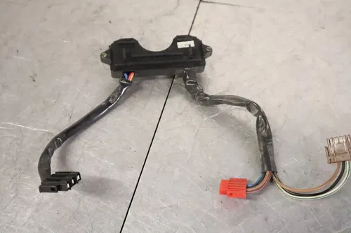 88-90 HONDA INTERCEPTOR VTR OEM FUSE PANEL 38200-KV0-005 #8798