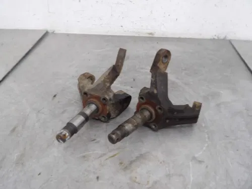 2004 Honda Fourtrax Recon Es Oem LEFT Right Steering Knuckle 51210-HM8-000