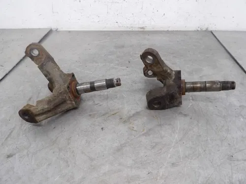 2004 Honda Fourtrax Recon Es Oem LEFT Right Steering Knuckle 51210-HM8-000