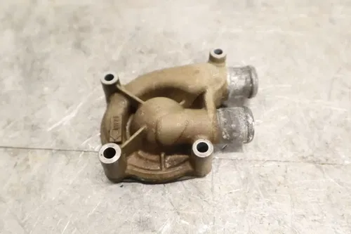 2014 POLARIS SPORTSMAN 400 HO OEM ENGINE WATER COOLANT PUMP COVER  3090292