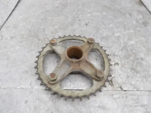 04-13 YFZ450 YFZ 450 REAR SPROCKET HUB OEM 1S3-25386-00-00