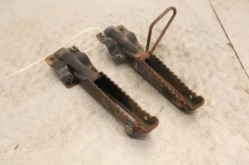 2004 HONDA SPORTRAX 90 TRX90 2X4 OEM LEFT RIGHT FOOT RESTS PEGS STEPS
