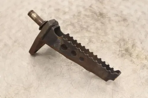 1987 YAMAHA WARRIOR 350 YFM350X OEM LEFT FOOT REST PEG STEP