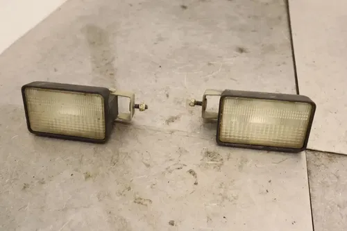 1999 POLARIS SPORTSMAN 500 4X4 OEM FRONT RIGHT LEFT HEAD LIGHTS LAMPS HEADLIGHT