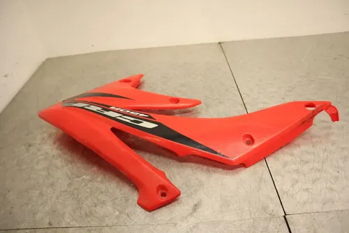 2005 HONDA CRF450R OEM RIGHT FRONT SIDE FAIRING COWL TANK SHROUD