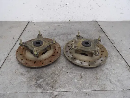 2019 Polaris Ranger 570 OEM RH LH Front Hubs & Rotors 5142568