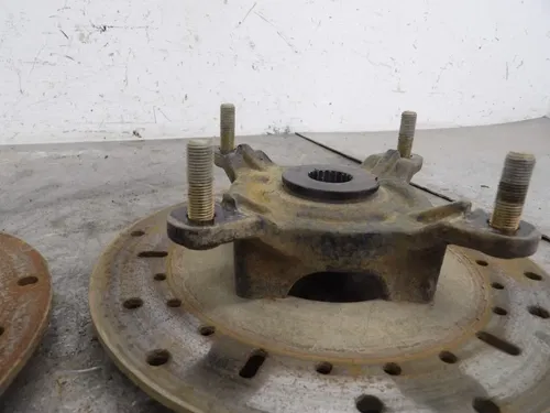 2019 Polaris Ranger 570 OEM RH LH Front Hubs & Rotors 5142568