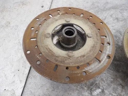 2019 Polaris Ranger 570 OEM RH LH Front Hubs & Rotors 5142568