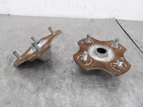 1997 HONDA RECON 250 TRX250 2X4 OEM REAR BACK WHEEL RIGHT LEFT HUBS HUB SET